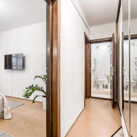 Апартаменты На Проспекте Независимости 13 Apartment *